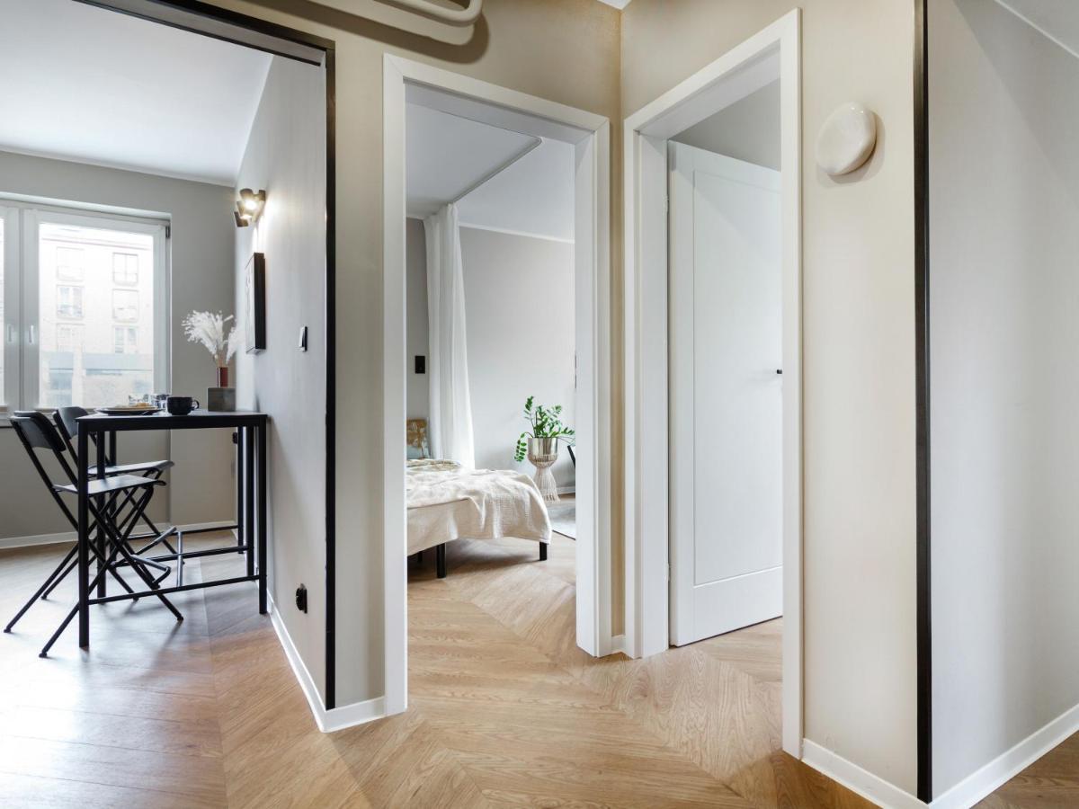 Apartament Good Morning Wroclaw 1 Pietro - Klima - 100M Rynek - Netflix - Parking W Cenie Ngoại thất bức ảnh